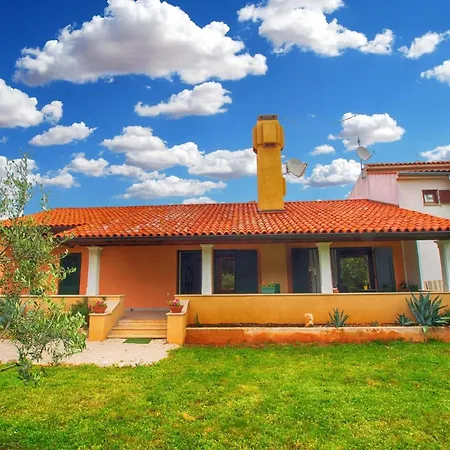 Holiday home Fuer 4 Personen Ca 80 Qm In Cervar-porat, Istrien Istrische Riviera Porec
