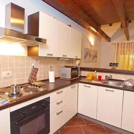 Holiday home Fuer 4 Personen Ca 80 Qm In Cervar-porat, Istrien Istrische Riviera Porec