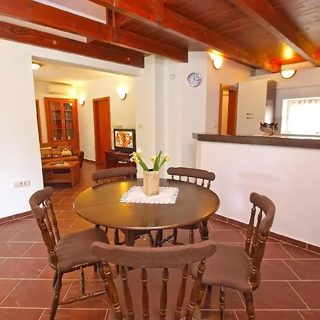 Fuer 4 Personen Ca 80 Qm In Cervar-porat, Istrien Istrische Riviera Porec